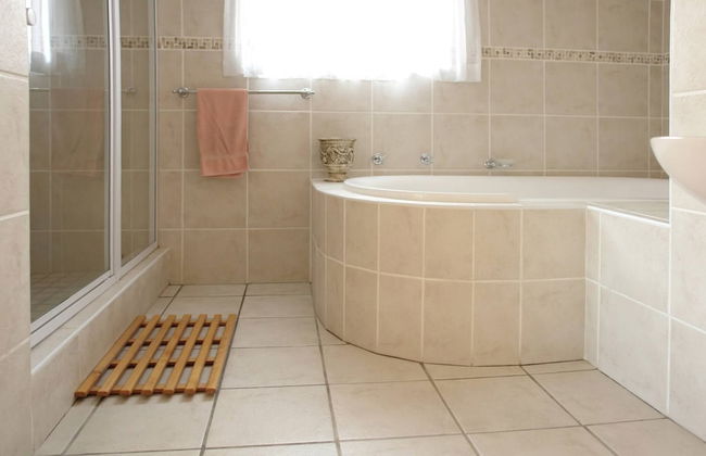 Chalet 40 Entire House Tranquil and Family-friendly Location - Photo 11