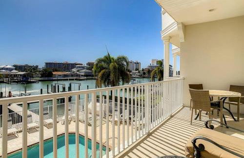 Clearwater Penthouse 5 min Beach walk Heated Pool - Foto 28