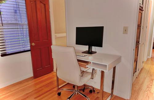 West LA - Family House & Private Yard - 10 mins from LAX & Beach - Foto 26