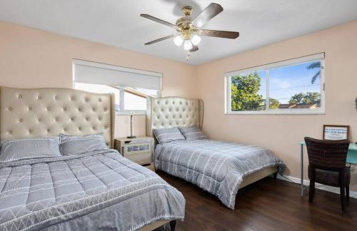 Tranquil Retreat with HEATED POOL Minutes to the Beach - Foto 31