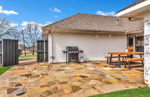 Jacuzzi Lakefront Home w/ Game room+play structure - Foto 4