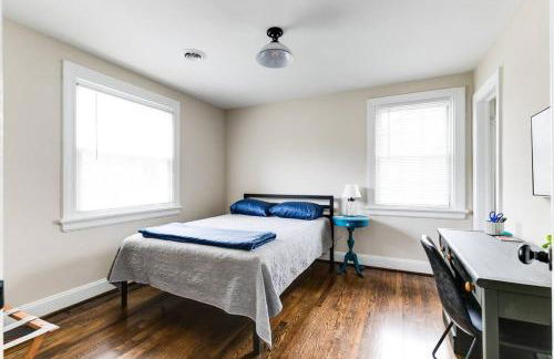 RVA Cottage Cozy & Spacious Near Downtown - Foto 36