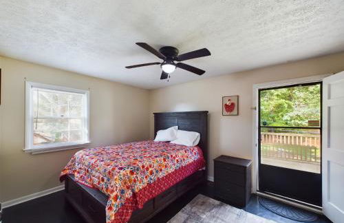 Pine Forest Zen Cottage - 10 Min to Fort Bragg - Foto 18