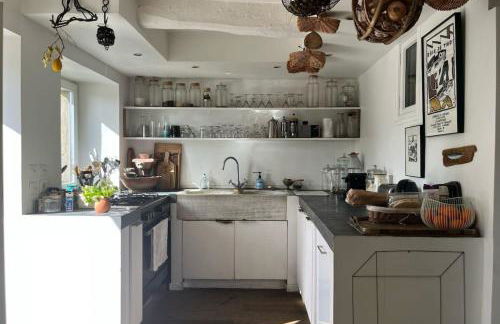 Unique Family House Steps from Port Miquel Beach - Foto 5