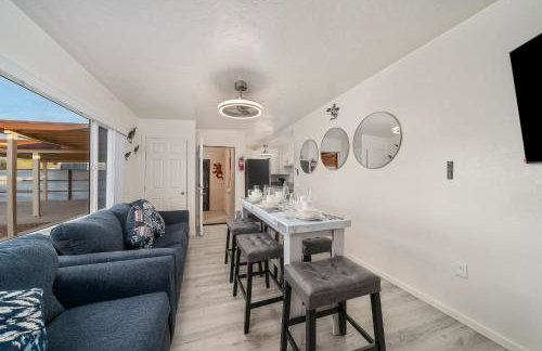 3BR 2BA Comfy Home with Jacuzzi - Foto 6