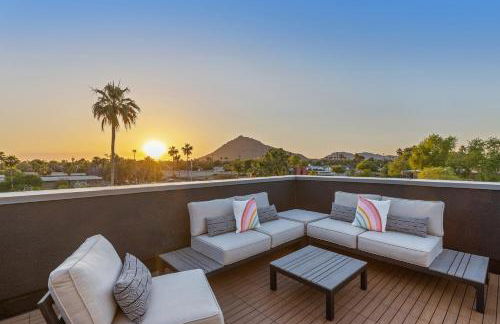 Perfect Friends Escape in Old Town Scottsdale with Resort Pool Access and Roof Deck! - Foto 1