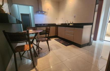 Apartamento Mobiliado com 2 quartos, 2 banheiros e garagem em Conselheiro Lafaiete-MG - Foto 3