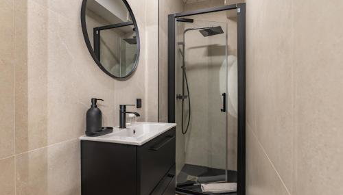 Chic 2-room apartment in the heart of Parisian luxury - Foto 4, Shower