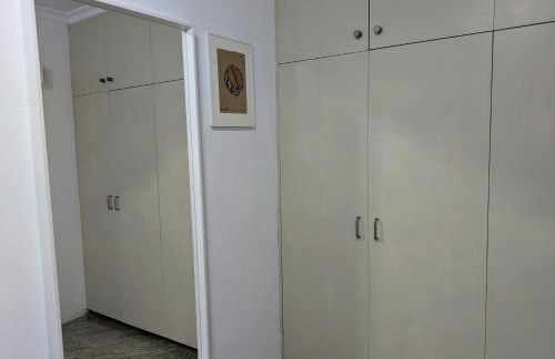 Burero Beach Stay - Comfy - Near airport & Beaches - Foto 22