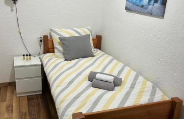 Seosko Imanje Na Obali Rijeke - Foto 40