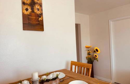 Charming 3BR Retreat near Disneyland Downtown LA! - Foto 23