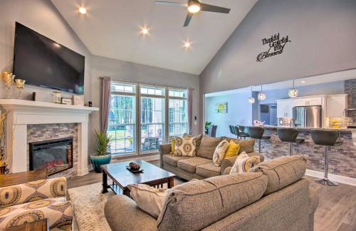 Bright Hopkins Home with Game Room and Fire Pit! - Foto 1