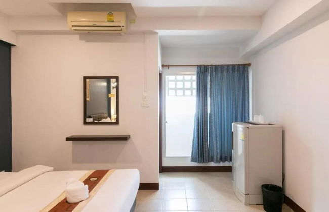 B9 Airport Resident - Photo 13