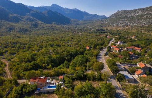 Villa Melita - Heated pool, Speed Internet within Nature Park - Foto 49