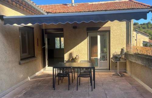 MCC House, cozy accommodation with terrace and BBQ - Foto 7