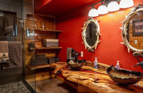 The Lodge Large Cabin, 17 Acres, Playground, Forest Access - Foto 14