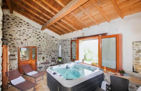 Lovely Home In Privas With Sauna - Foto 6