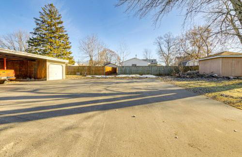 2 Mi to Dwtn Green Bay Ideally Located Townhome! - Foto 24