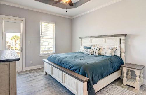 Private Dock and Patio Waterfront Galveston Retreat - Photo 12