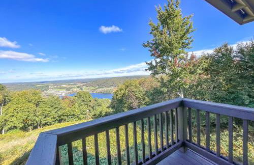 Luxury Stunning Mountaintop Home with Hot Tub and Lake Views - Foto 14