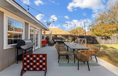 Texas Willow Ranch - Epic Luxury Retreat with Pool, Game room, Soccer, BBQ, Fire table - Foto 65