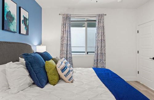 Near Mayo Clinic & Desert Ridge , Stay with Pool & Gym- S309 - Foto 22