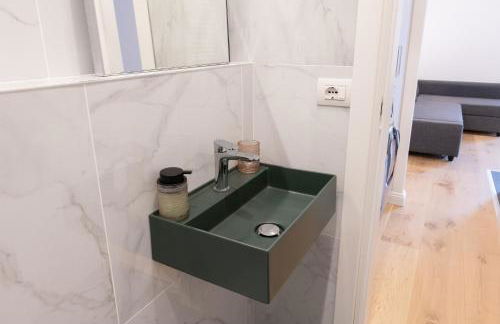 Cernobbio Center - Modern Apartment with Parking - Foto 6