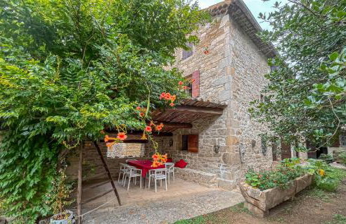 Nice Home In Barjac With Wifi - Foto 1