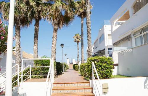 Bungalow frente la playa Cala Capitan ,#PRP002 by Stay Orihuela Costa - Photo 24