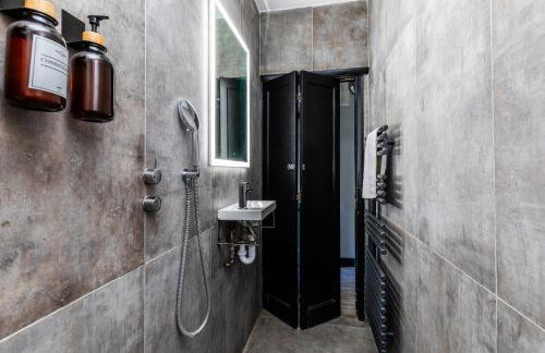 Locksbrook Lodge - Hot Tub - Spacious Outdoor Space - Photo 33