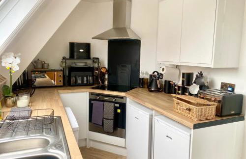 Central Tenby 3 Bed Apt Sleeps 6 to 8 Dog Friendly - Foto 6