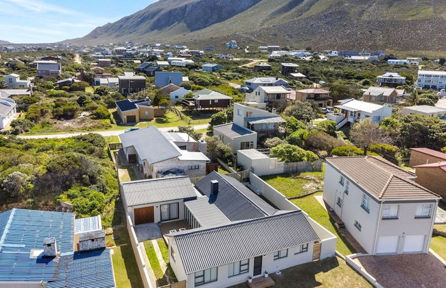 8 on Nivenia - Foto 5