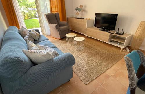 Luminoso y tranquilo apartamento con jardin en campo de Golf Valle del Este - Foto 13