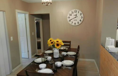 King Bed Creekfront Retreat in Jacksonville - Photo 23