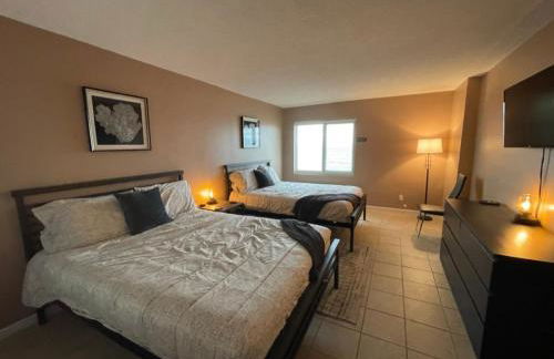 Bikinis and Martinis at Dolphin Run-Oceanfront-Pool! - Foto 9