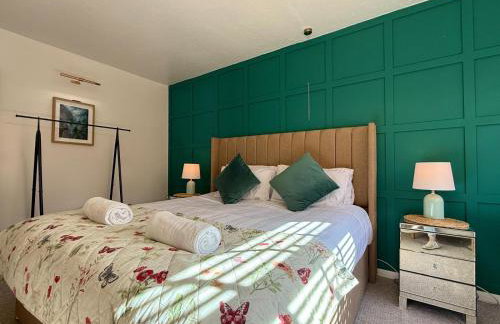 Modern 3 Bedroom Bungalow, EV Friendly, Parking Included - Foto 30