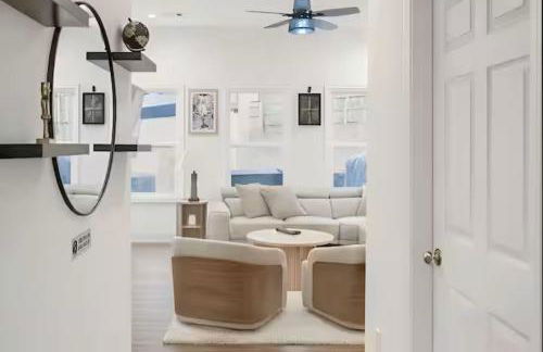 Charming Escape with Hot Tub & Fire Pit Winter Haven! - Foto 40