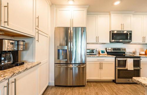 Bungalow at Margaritaville! Less than 1 Mile to AMI! - Foto 19