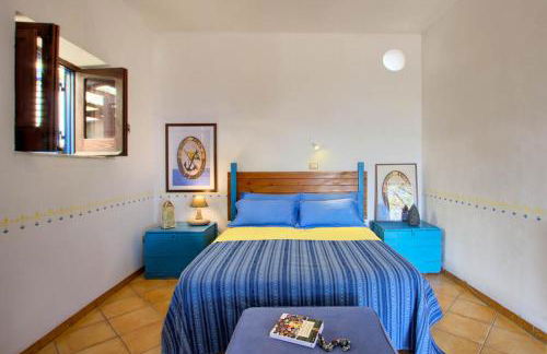 Case sulla spiaggia di Santa Marina Salina - Foto 3