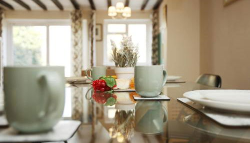 Mount Rd By N And N Stays Contractor Friendly 4 Bed House With Large Driveway, Bath - Foto 2