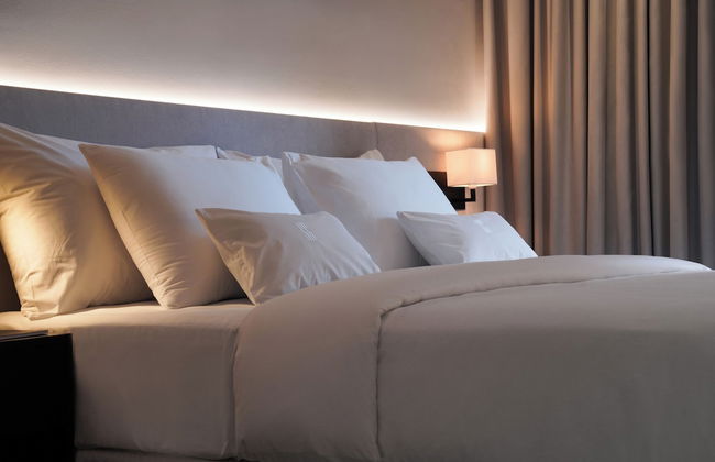 Lusso Hometels J One - Photo 8