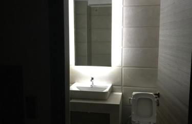 B. U. Luxury Apartments - Foto 20