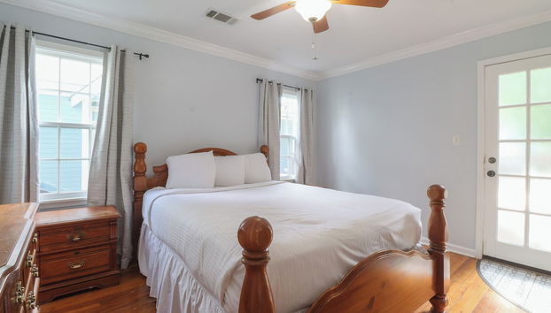 House on Acacia - Foto 4, Habitación