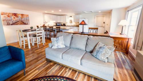 Upscale Moosehead lake Suite downtown Greenville - Foto 2