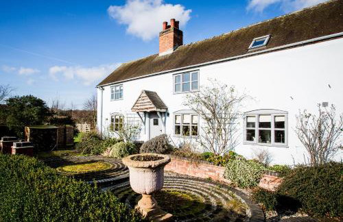 Beautiful 3 Bedroom Cottage - Picturesque Retreat - Foto 46