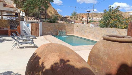 Cuevas Uropia - Foto 2