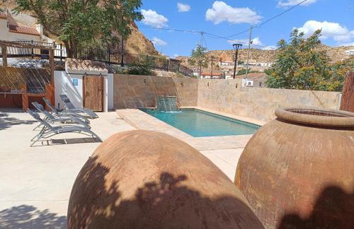 Cuevas Uropia - Foto 2