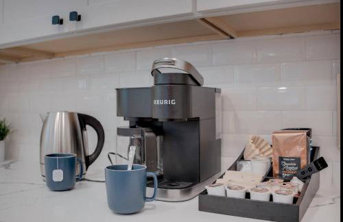 Folsom Old Town Escape • Cozy Cottage + Library - Foto 66