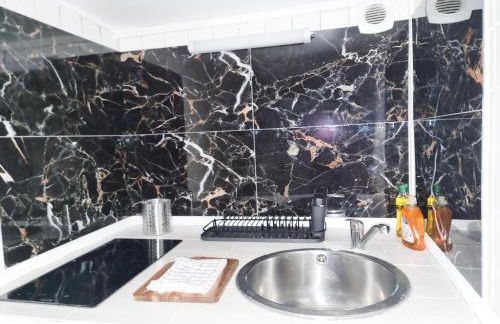 EXIGEHOME-Studio à 5 minutes du centre de Versailles - Foto 7