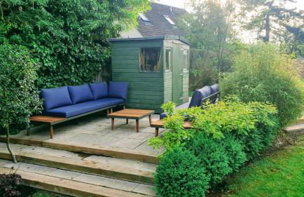 The Old Bank Beautiful Cotswold House with Huge Garden - Photo 33